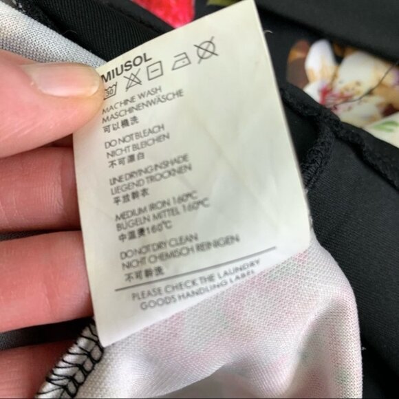 Host PICK Miusol Floral Dress size S - Picture 12 of 13